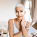 Co stosować na zmarszczki, aby poprawić kondycję skóry?