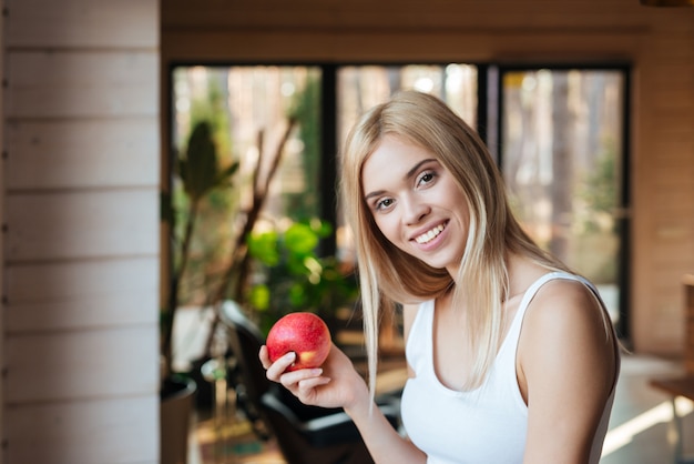 Co wpływa na zdrowy styl życia i jak może zmienić codzienne nawyki?