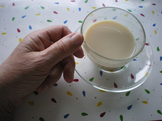 Colostrum co to je i dlaczego wzbudza takie zainteresowanie?